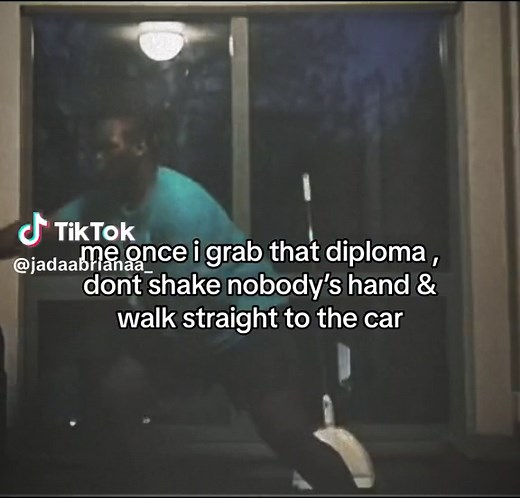 Graduation Ceremony Etiquette: Skipping Handshakes and Exiting Directly to the Car