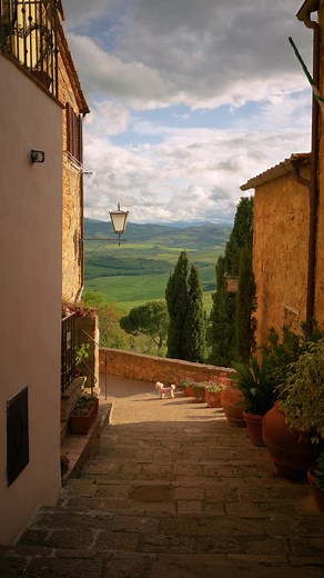 Explore the Magical Beauty of Pienza in Tuscany, Italy