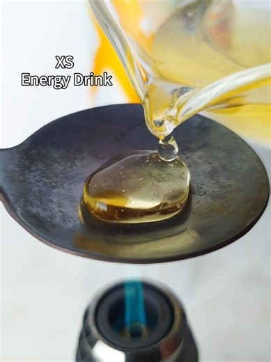 XS Energy Drink Vs Hot Spoon #experiment #science #asmr #satisfying #fyp