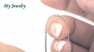 Unique Collection - 18K天然鑽石渾身手鏈系列 - 精心挑選的鑽石，精湛講究的工藝，極盡雅致不凡！全系列正以震撼價預訂優惠發售，更可配合信用卡免息分期。 共重一卡鑽石渾身手鏈優惠價 $7,138 bit.ly/tennisbracelet1ct 共重兩卡鑽石渾身手鏈優惠價 $10,838 bit.ly/tennisbracelet2ct 2.5卡雙排鑽石渾身手鏈優惠價 $14,688 bit.ly/EW72821 4卡三排鑽石渾身手鏈優惠價 $21,988 bit.ly/triplerowbracelet 網店 myjewelryeshop.com 同享優惠 會員登記：bit.ly/MyJewelry_membership 門市地址：bit.ly/shopaddress 客戶服務熱線：2367 4004 | My Jewelry