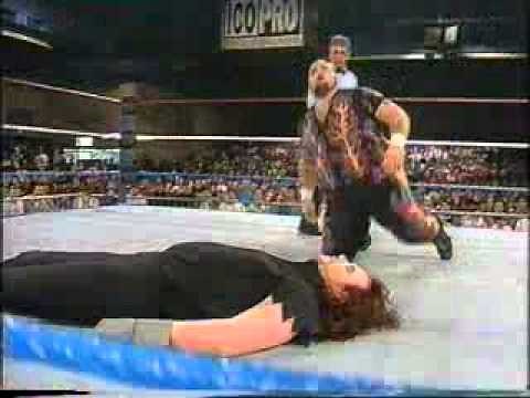 WWF Undertaker vs Bam Bam Bigelow Superstars 1993