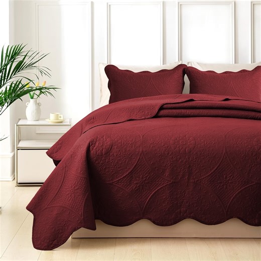 Moonlight20015 3-Piece Lightweight Microfiber Ultrasonic Floral Quilt Set, Burgundy, King