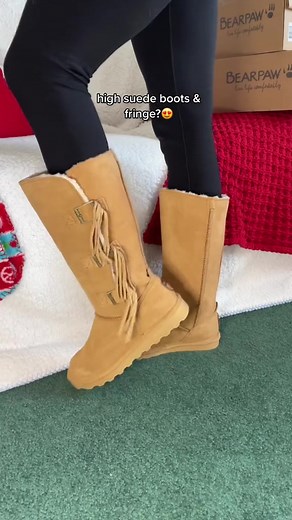 PSA: Run DON'T walk!! You need these Winter BEARPAW new and exclusive shoes for the upcoming season. ☃️☃️ #bearpawshoes #bearpaw #winterboots #wintermusthaves #christmasgiftideas