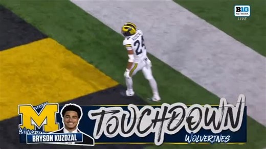 Michigan Football Report w/ James Yoder on Instagram: "Bryson Kuzdzal finds the end zone AGAIN! Michigan’s lead is extended. #goblue #michiganfootball"