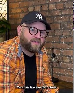 12M views · 212K reactions | He zooms in so much to the little things!  | Arron Crascall | Facebook