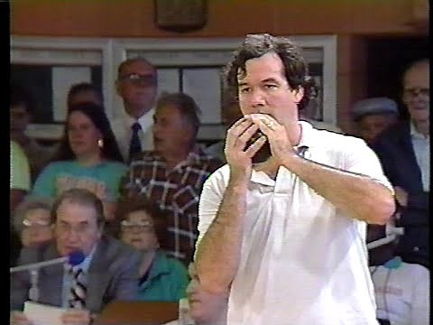 Candlepin Bowling - Tom O'Brien vs. Tom Olszta