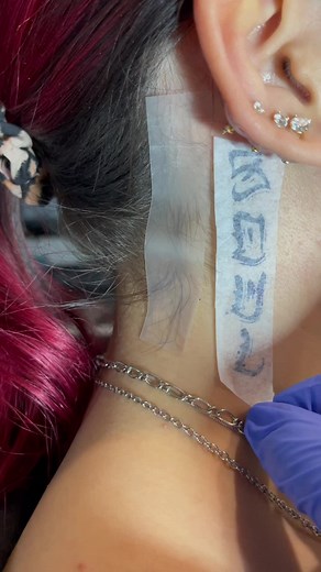 Stylish Neck Tattoo Ideas for Tattoo Lovers