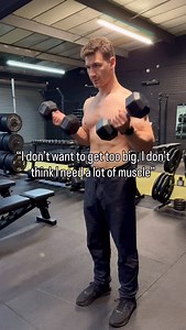 No man that has built any muscle wanted less of it! Alright, I might be facetious but my question is this….. Why? What’s wrong with building a decent amount of muscle? I’m not talking about walking around at 100 kg of pro bodybuilder beef but fill out your jeans and tshirt. Not only you will look good but: ✅ You will be stronger. ✅ You will move easier. ✅ Every day tasks will be easy. ✅ You prevent injuries. ✅ Risks of disease or heart conditions decrease. ✅ You get better sleep. ✅ You get more 