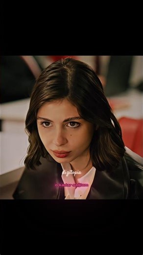 Reklam yaparken bile cilveleşen İsFad’ımız❤️‍🔥 #taşacakbudeniz #erdemşanlı #zeynepatılgan