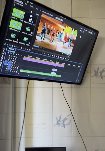 Engaging Video Editing Class for Beginners