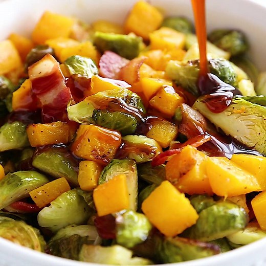 Maple Soy Glazed Roasted Brussels Sprouts and Butternut Squash with Bacon – YES PLEASE!!!! 3 Freestyle Points • 178 Calories PRINT: https://www.skinnytaste.com/maple-soy-glazed-roasted-brussels-sprouts-and-butternut-squash-with-bacon/ | Skinnytaste