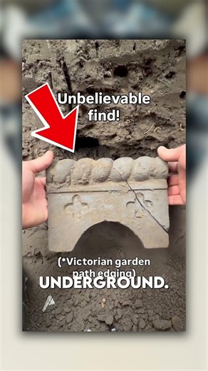 Digging With Spoon Until I Built A Secret Bunker ⚡