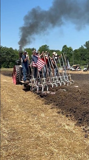 Case steam engine pulling a 10 bottom plow at the NTA show! #farmequipment #tractors #farming