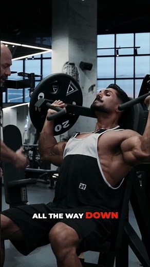 How to do a shoulder press to maximize your gains