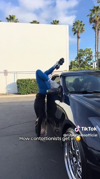 Conventional is boring 🤪🥨 #contortion #cartok #fancycar #twins #sofiedossi @Sofie Dossi