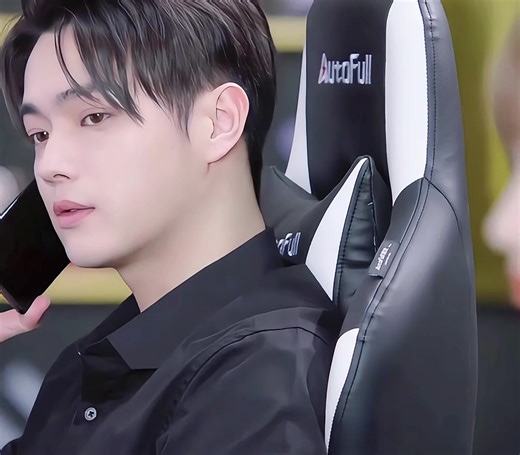 Falling Into Your Smile: A Chinese Drama Experience