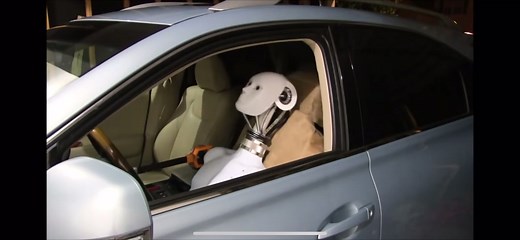 Drive thru robot prank #prank #ShowOffLandOFrost #drivethruprank #drivethru #robot #artificalintelligence #invisible #fastfood #fastfoodworkers #druvethroughprank #robotprank #car #workers #scared #shocked #frightening #scary #scaryrobot #funny #driving #fyp #foryoupage #4u #4upage #foryou #viral