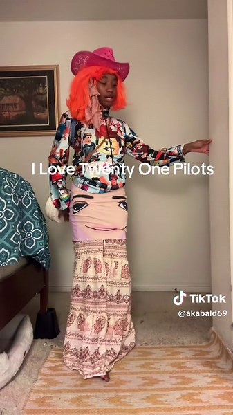 “Car Radio” #fyp #viralvideo #twentyonepilots #dance #dancing | car radio twenty one pilots