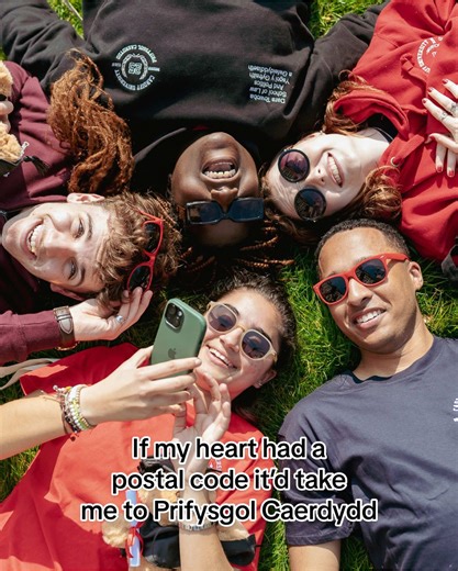 Memorable Merch for Cardiff University Graduates