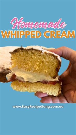Fluffy Homemade Whipped Cream Recipe in Minutes