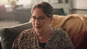 Pearle Vision TV Spot, 'Abuela'