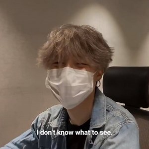"The pandemic interrupted our plans but also gave us the opportunity to do something new" 🐣 Jimin decided to intervene before anxiety overcame ARMY and surprised everyone with a live broadcast to clarify Suga’s state of health, explaining his role in the new album’s production. He shared the excitement with fans on the eve of the most anticipated comeback of the year. | K-Pop World