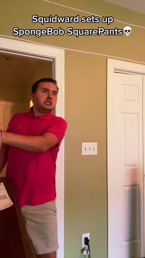Squidward snitches on Sponegebob #tal_on #fyp #voiceimpressions #squidward #mrkrabs #krustykrab #spongebob #CheetosReaperReactions