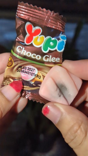 unboxing Yupi Choco Glee gummy candy