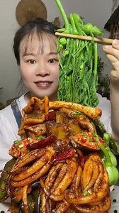 3.9M views · 45K reactions | Delicious Chinese Food Mukbang  Eating Braised Pork Ribs With Spicy Seafood #yummyfood #mukbang #foodlover #yummy #food #asmr | Susu Yummy | Facebook