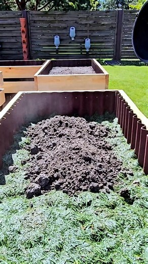 1M views · 7.7K reactions | Multi-layer filling of vegetable beds (10...