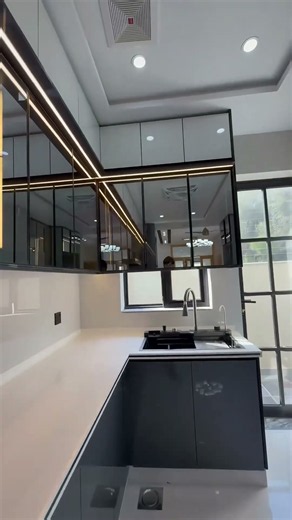 This Kitchen Looks Like a Million-Dollar Setup. 🔥✨