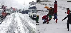 Murree Snowfall Traffic Alert: Check latest update here before travelling this winter season!