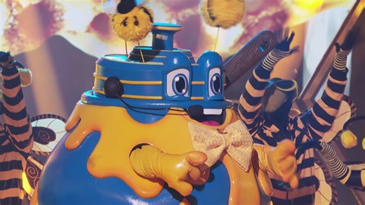 The Masked Singer | S13:E1 | Lucky Season 13: Group A Premiere | CTV