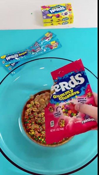 NERDS Candy, Theater Box, Rainbow, Crunchy Fruity, 5 oz