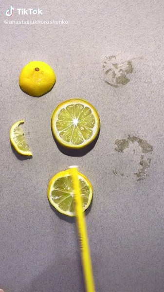 Spot the Drawing: Easy Lemon Slicing Challenge