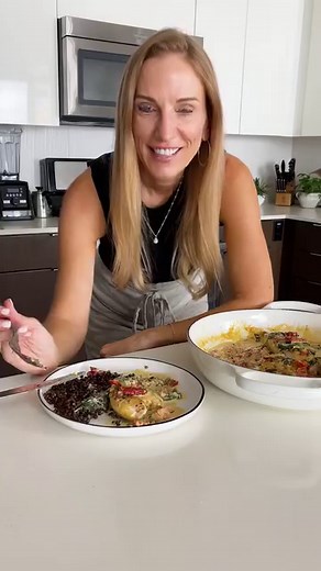 Creamy Tuscan Chicken - the best easy dinner! Find the full recipe on www.downshiftology.com | Downshiftology