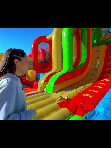 #RETOS EN UN PARQUE INFLABLE GIGANTE!-6
