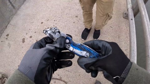 Karen called the cops - female officer shows up mid-fishing