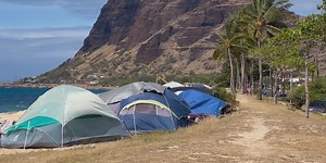 On Oahu’s west side, worsening homeless problem draws calls for greater outreach