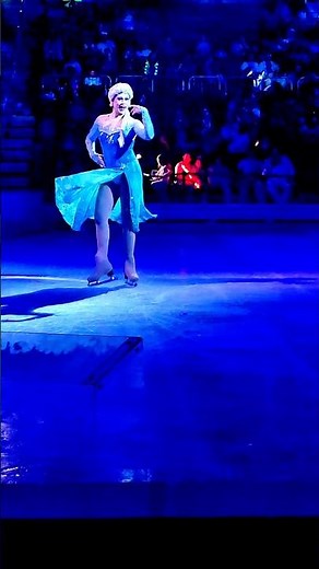 Elsa Sings “The Cold Never Bothered Me Anyway” ❄️⛸️ | Disney On Ice “Frozen”