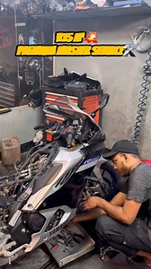 143K views · 1.8K reactions | R15M Premium Master Service Process‍️﫰#r15m #R15 #r15v4 #r15v3 #r15indonesia #premiumbikeservice #RideWithConfidence #yamaha #bikeservice #MasterService #fbreelsfypシ゚viralfbreelsfypシ゚viral | MotoPulse | Facebook