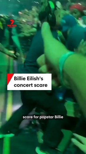 483K views · 822 reactions | There has been a scare for pop star Billie Eilish at her show in Miami. She was greeting fans in the pit when someone in the crowd grabbed her and yanked her towards the barricade. #BillieEilishconcert #popstar #BillieEilish #Miami | 7NEWS Sydney | Facebook