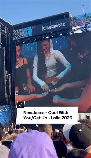 NewJeans at Lollapalooza 2023 - Cool With You/Get Up. It’s so annoying that TT won’t let me upload the whole video bc it was such a good performance. I need a Get Up extended version 😔💔 PS: deleting rude comments bc I’m too old for this. There’s no need to pin women against women or other groups. #newjeans #danielle #kpop #minji