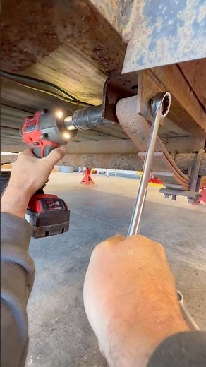 The Suspension Broke On My Trailer- Let’s Fix It!