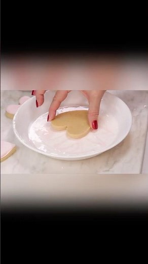 How To Dip Cookies the RIGHT Way