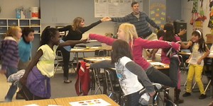 Learn to Use Yoga In the Classroom for Improved Student Performance