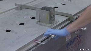 Ever wondered how LUSH UK intergalactic bath bomb was made? 👆🏼 👆🏼 👆🏼 | Byrdie