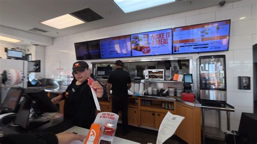 辽阳人带发小一起闯荡美国