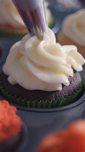 Make it, bake it and celebrate it for less at Spotlight 🎂 Turn your kitchen into a chef’s dream with our big brands like Russell Hobbs, Ninja, KitchenAid and Mastercraft! Spotlight - Proud sponsor of MKR 🌟 | Spotlight