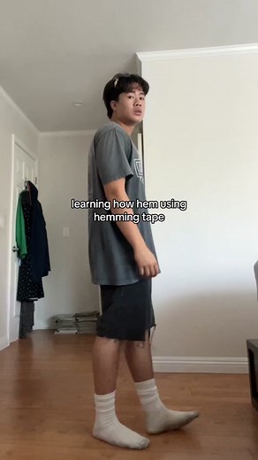 learned how to use hem tape, will be doing this on the rest of my clothes 👾 #fyp #foryou #fashiondiy #fashiontiktok #fashionhacks #fashiontips #styletips #croppingshirts #summerfashion2023 #hemmingtutorial #hemtape #hem #brettschillen #brettpalmaress